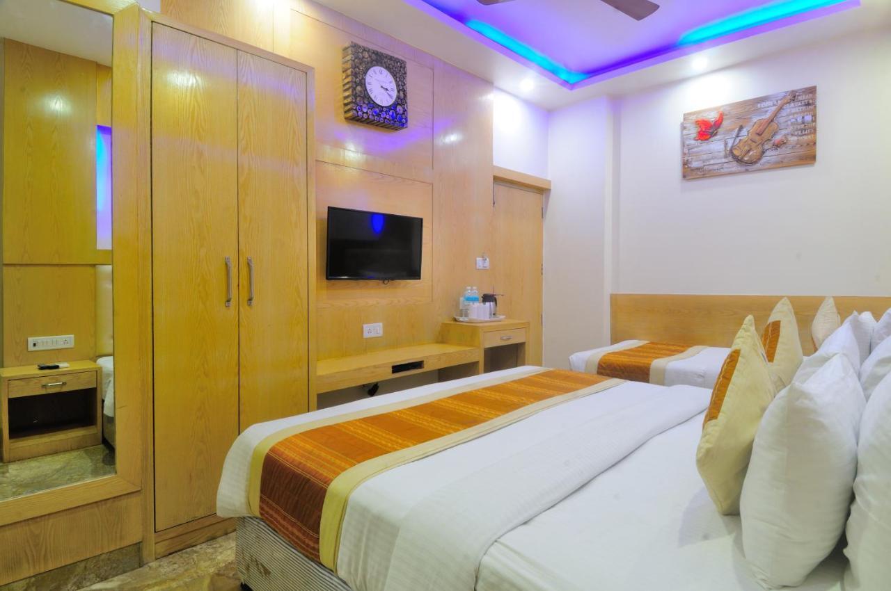 Hotel Prince Palace Deluxe - Paharganj - Nuova Delhi Esterno foto