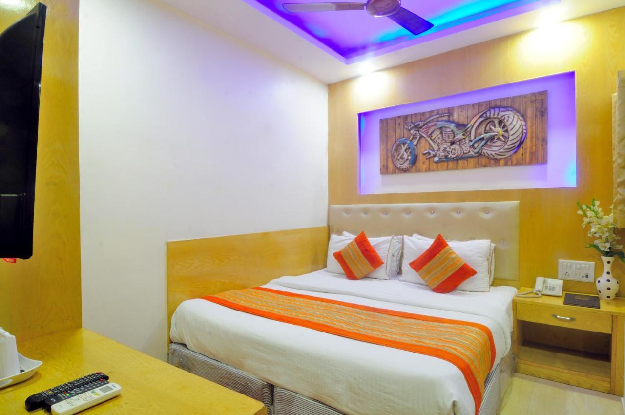 Hotel Prince Palace Deluxe - Paharganj - Nuova Delhi Esterno foto