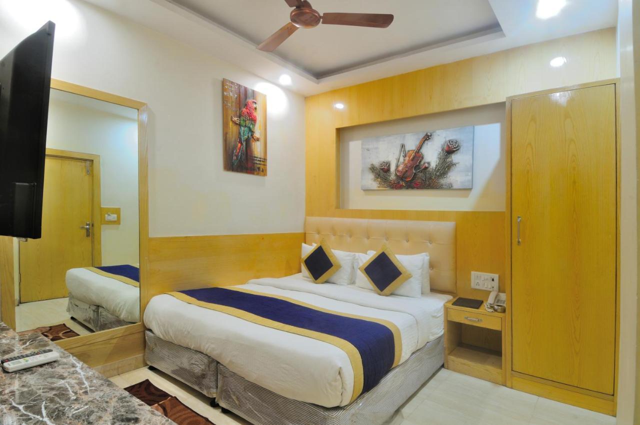 Hotel Prince Palace Deluxe - Paharganj - Nuova Delhi Esterno foto